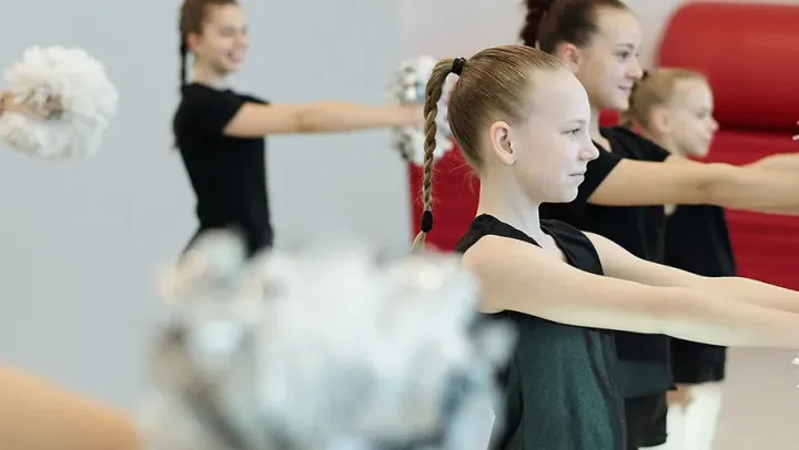 Sommarlov: Prova på Drill med Pompoms på Delta – Kulturskolan Delta i Skärhamn